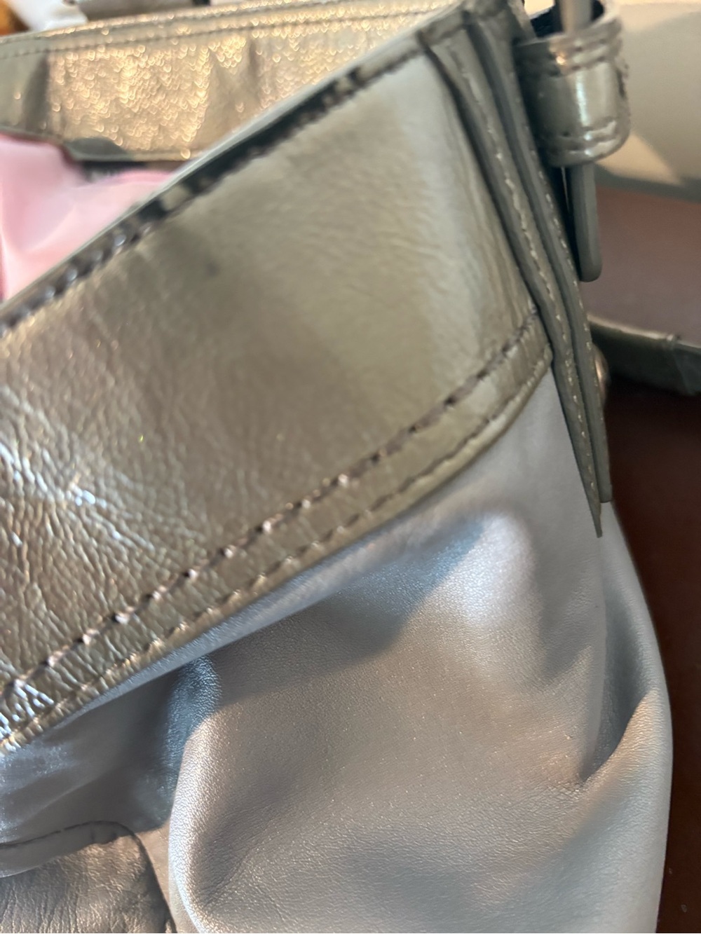Coach 2000s Y2K SoHo Shoulder Bag Purse Gray Metallic Classic Pleated Leather - Picture 5 of 14